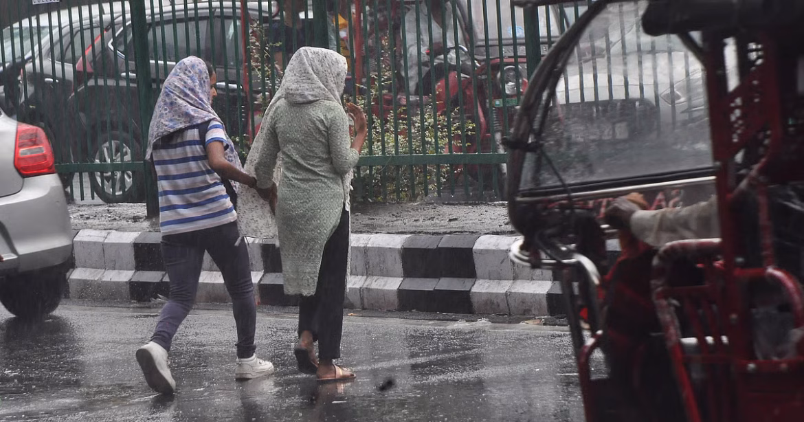 شمال مغربی ہندوستان میں 4 سے 5 دنوں میں تیز بارش کے آثار، گجرات راجستھان میں آگے بڑھا مانسون